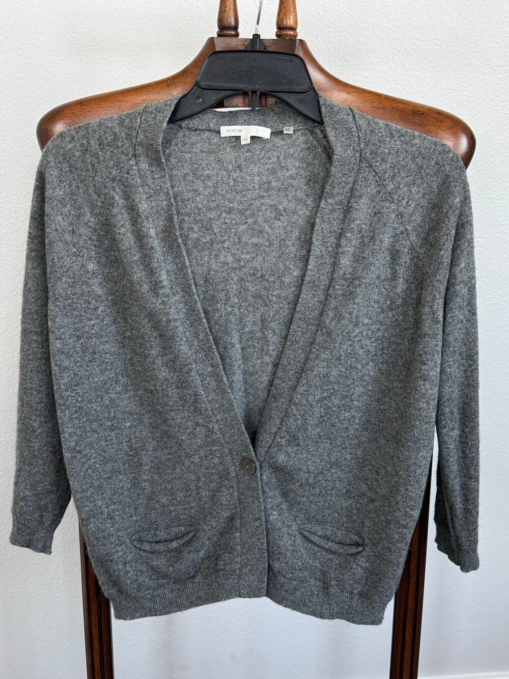 Vince 100% Cashmere Gray Cropped Cardigan XS 3/4 Sleeve Button Front Sweater
